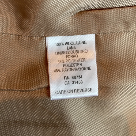 Blazer - Picture 6 of 10